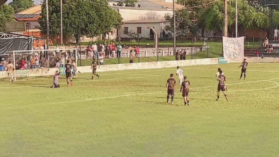 Copa AMAPAR Sicoob Credicarpa 2026 começa com chuva de gols e domínio dos visitantes
